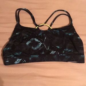 NWOT Old navy sports bra sz large